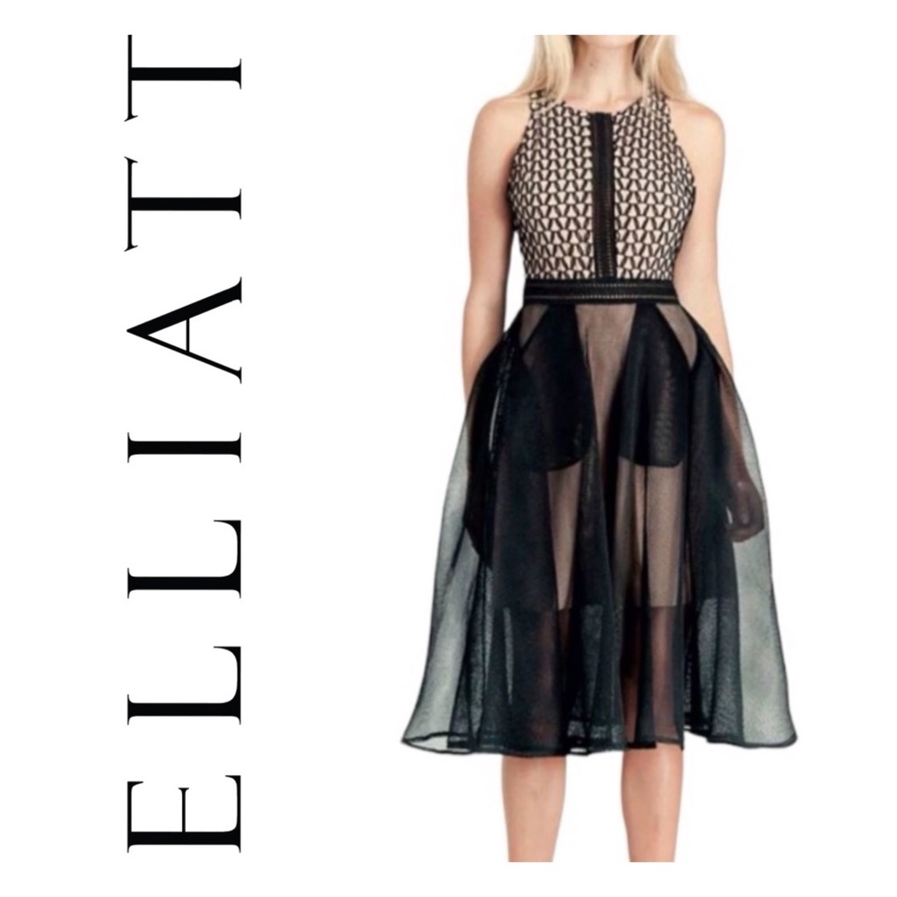 NWT Elliatt Convert Dress Midi A-line Dress Size Large Eyelet & Mesh